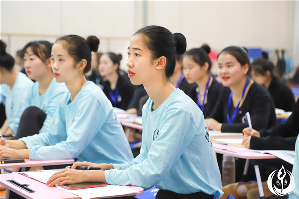 舞蹈或其他艺术培训不但对文化课学习没有影响，而且还会潜移默化地互为补充